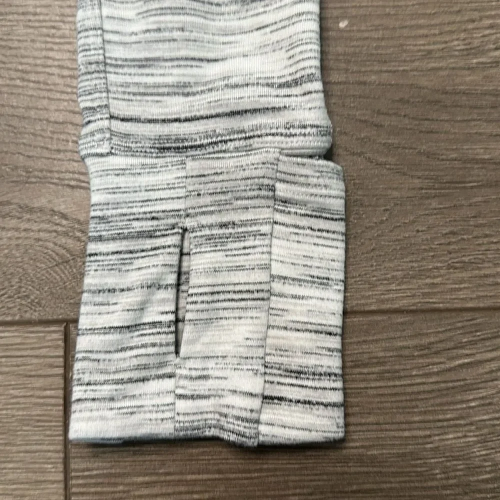 Lululemon‎ Runderful Long Sleeve Space Dye Camo White Silver Spoon Top Size 10